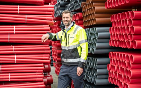 Sigmund Aandstad kan fortelle at Pipelife arbeider kontinuerlig for å redusere utslippene forbundet med sin PVC-rørproduksjon.