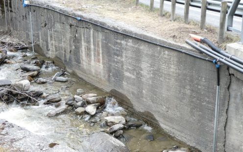 Smarte sensorer montert på stikkrenna ved Mageli i Øyer kommune.