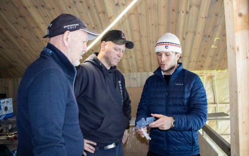 Fra venstre: Jan Erik Nordby og Jarle Nordby fra Krøderen Elektro, og Simen Hoen Larsen fra Pipelife.