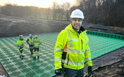 Distriktssjef i Pipelife Norge Terje Nordbustad på Kvernalandshagen Boligfelt.