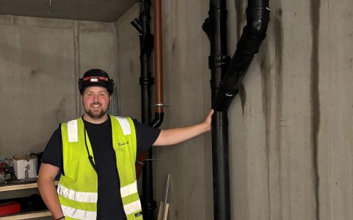 Mads Pauck er trygg på montering av Master3Plus.